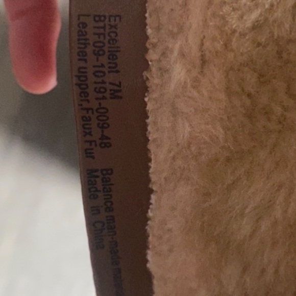 Brown fur boots - Picture 8 of 8